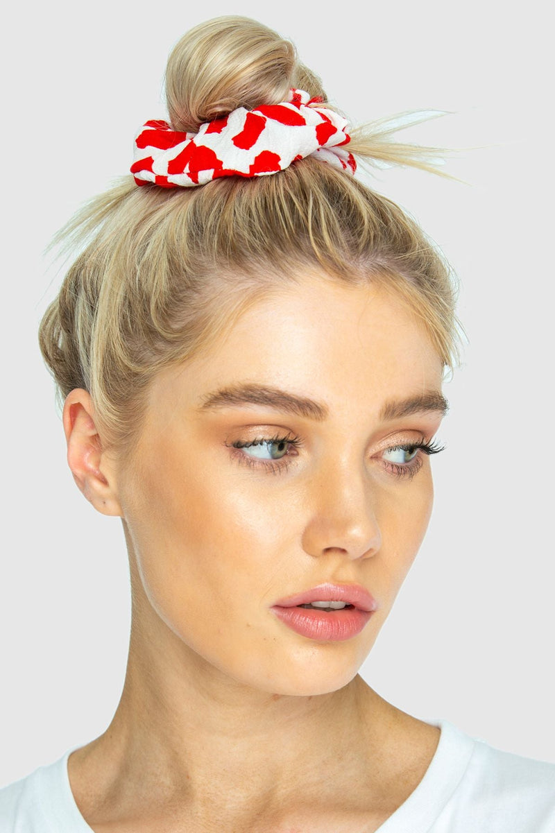 SCRUNCHIES - Giraffe Red/White